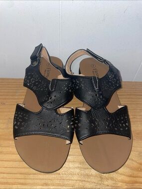 Lemon Black Women's Cutout Ankle-Strap Sandals